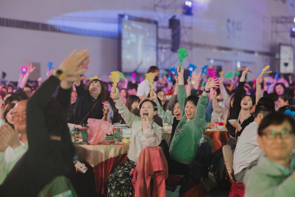 全球被動元件科技龍頭春酒盛宴｜包下高展館全開！4000人規模的頂級派對教科書 - 照片 3