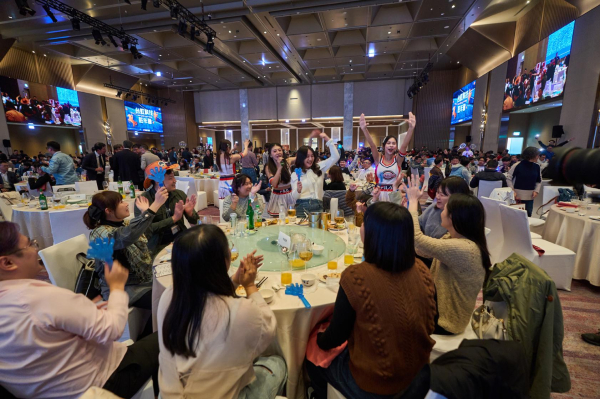 台虹科技千人旺年會｜沉浸式牛仔派對，熱血闖蕩大西部！ - 照片 3