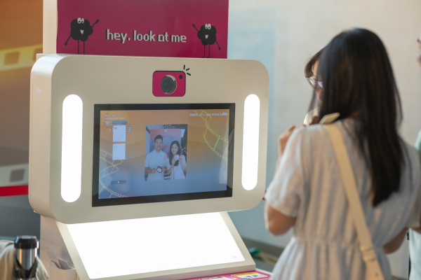 【4000人大型企業春酒統籌】全球被動元件龍頭 2026 震撼盛宴：高展館萬人級動線與數位互動解析 - 照片 8